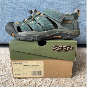 Keen Newport H2 Sandals  - Size 2 Youth